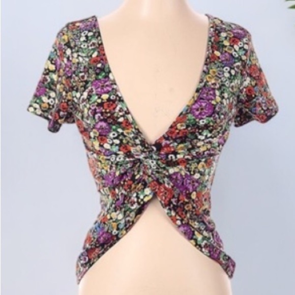 Shein Floral Blouse | SIZE S - Picture 3 of 6